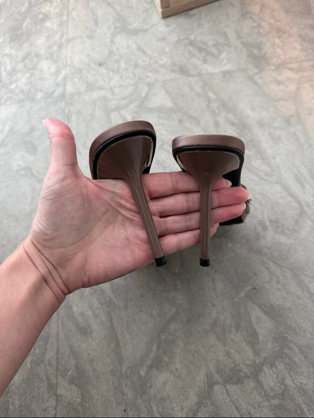 NWOT ZARA Brown Sequin Stiletto Slide Heels - Picture 4 of 5